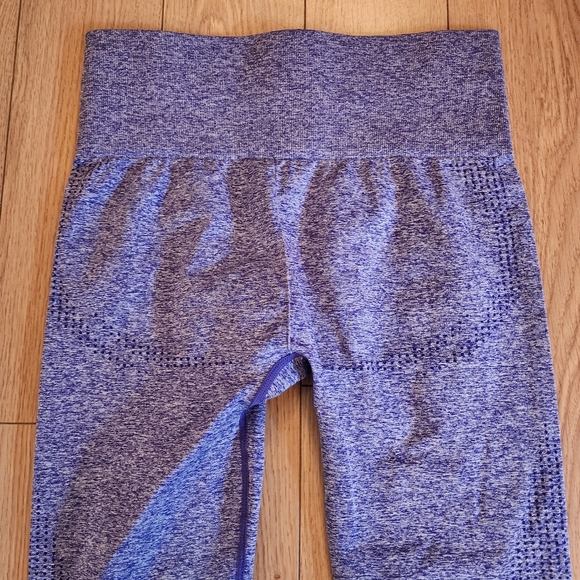 Gymshark Butt Lifting Crop Leggings - Picture 7 of 11